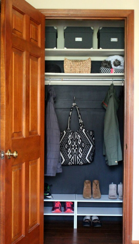 Quick Easy And Budget Friendly Coat Closet Makeover In 2021 Closet 